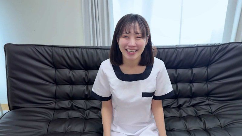 【完全ノーカット/真正6発連続】歯科衛生士ややが5日以上溜めた精子を自前衣装で連続ごっくん