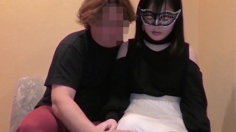 【5日間限定50%オフ・中出し】華奢な体で喘ぎまくる25歳若妻　感じ易い体は執拗な電マ責めで濡れていく・・・