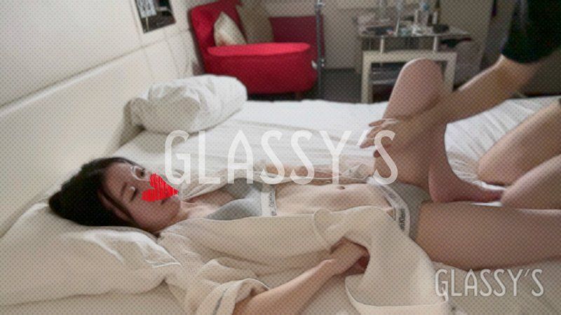 #25 可愛過ぎる日本人スレンダー美女と大量潮吹き生ハメSEX│GLASSY