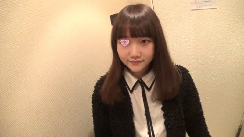 【無・私拍】可愛過頭18歳的剛毛小穴插入！緊到讓人馬上高潮...