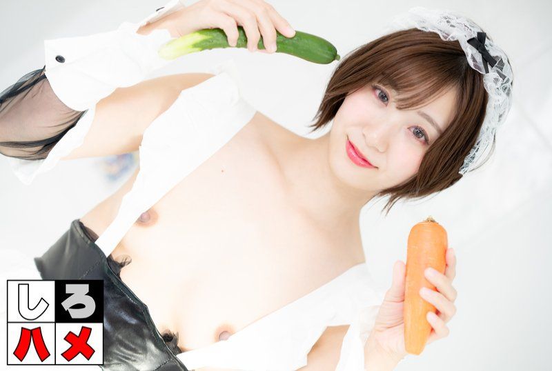 像篠田麻里子风格的太太越来越升级！为了钱，不管是黄瓜、胡萝蔔还是阳具...都会插进阴道裡！(^^)!
